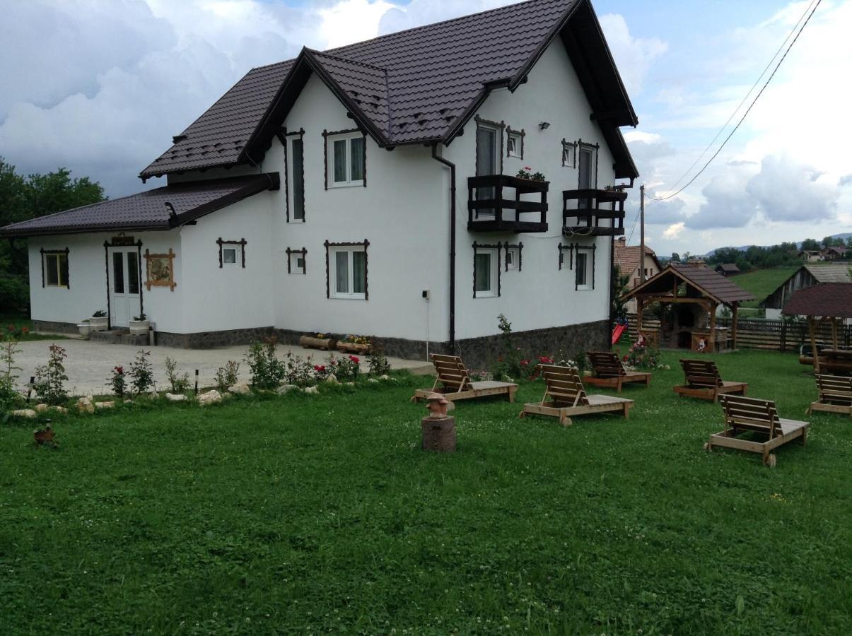 Elder Villa Bran  Ngoại thất bức ảnh