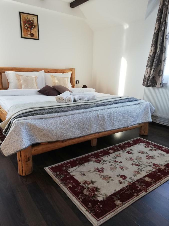 Elder Villa Bran  Ngoại thất bức ảnh
